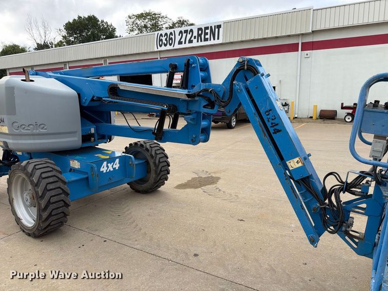 image for item FT6191 2011 Genie Z-45/25J boom lift