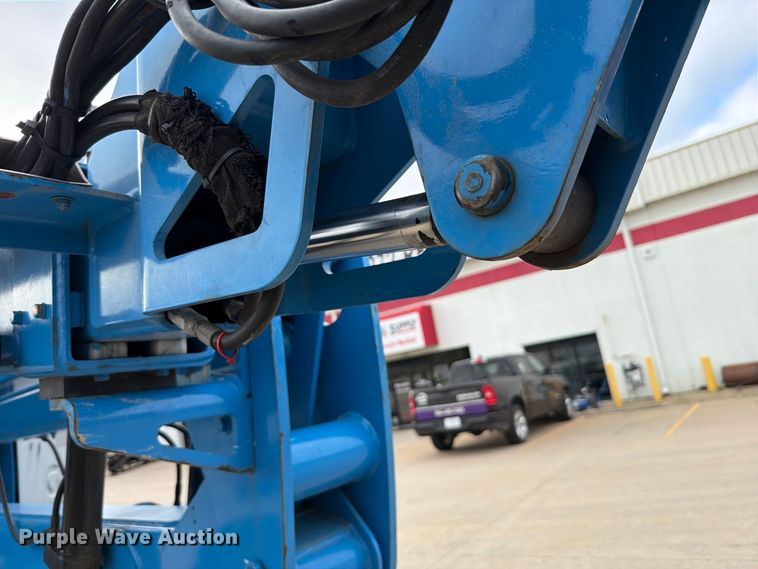 image for item FT6191 2011 Genie Z-45/25J boom lift