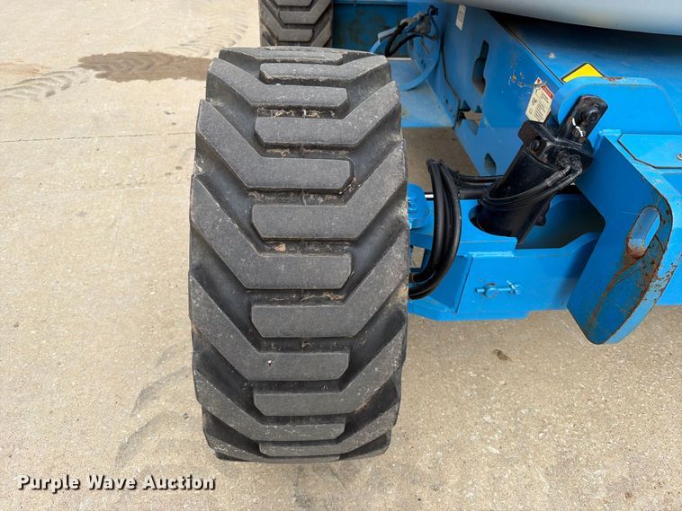 image for item FT6191 2011 Genie Z-45/25J boom lift