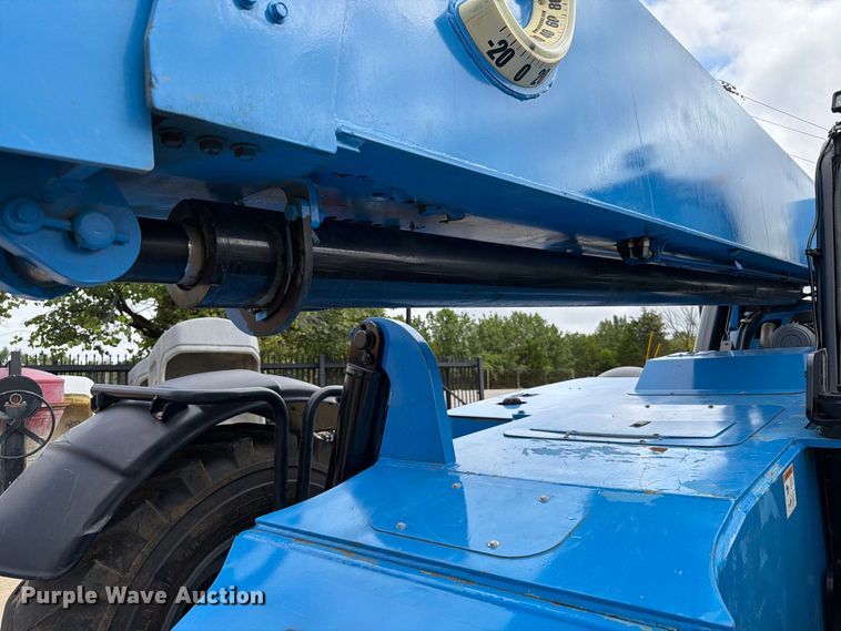 image for item FT6192 2015 Genie GTH1056 telehandler