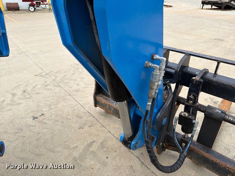 image for item FT6192 2015 Genie GTH1056 telehandler