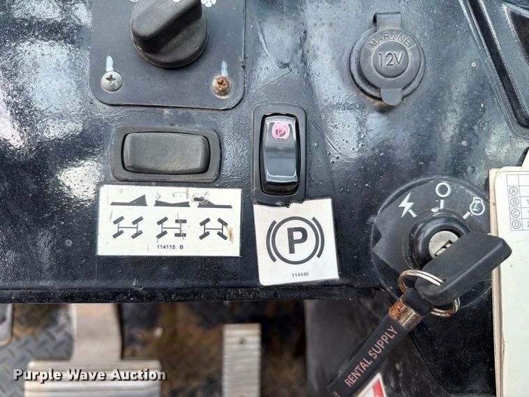 image for item FT6192 2015 Genie GTH1056 telehandler