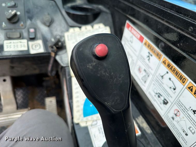 image for item FT6192 2015 Genie GTH1056 telehandler