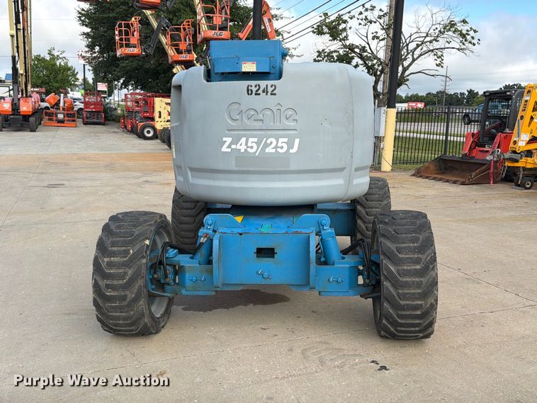 image for item FT6193 2011 Genie A-45/25J boom lift