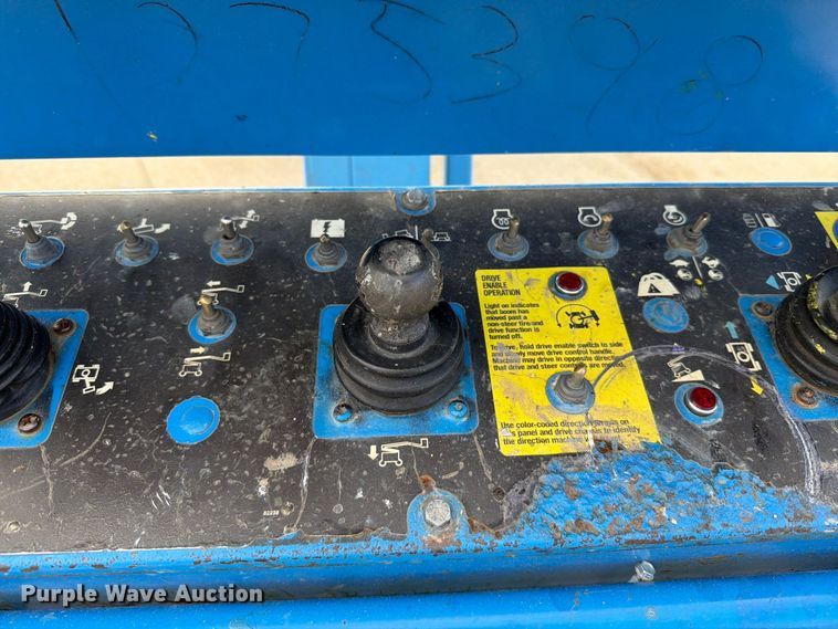 image for item FT6193 2011 Genie A-45/25J boom lift