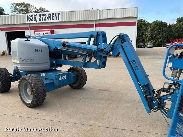 image for item FT6193 2011 Genie A-45/25J boom lift