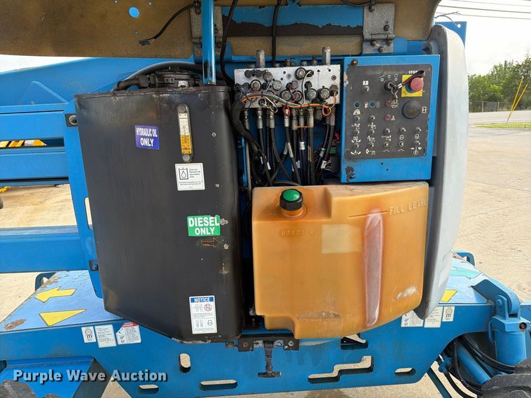 image for item FT6193 2011 Genie A-45/25J boom lift