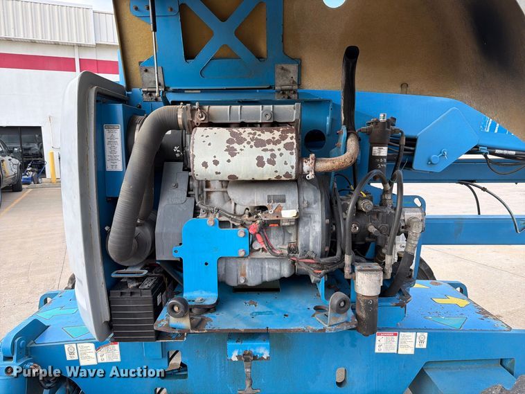 image for item FT6193 2011 Genie A-45/25J boom lift