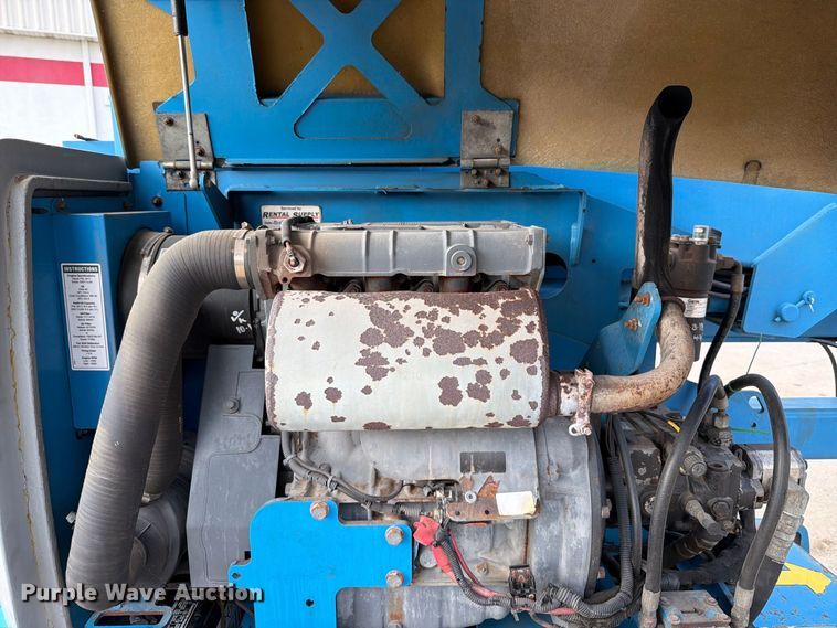 image for item FT6193 2011 Genie A-45/25J boom lift