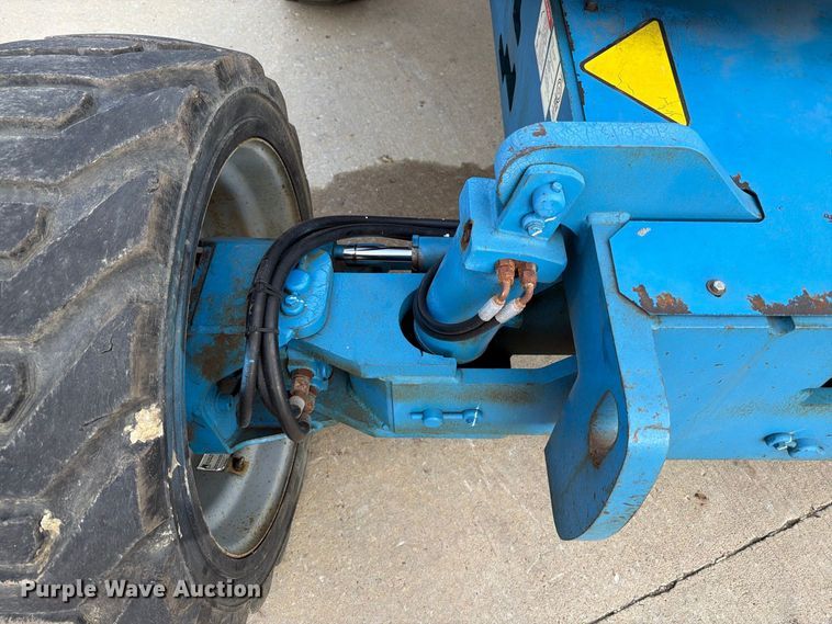 image for item FT6193 2011 Genie A-45/25J boom lift