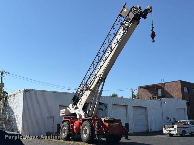 image for item FT6201 Link-Belt RTC-8050 crane