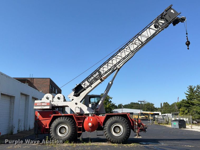 image for item FT6201 Link-Belt RTC-8050 crane