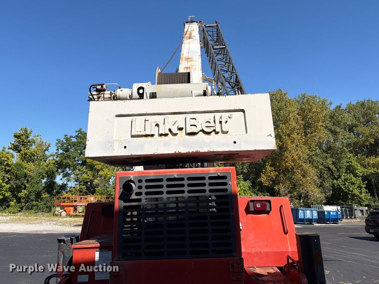 image for item FT6201 Link-Belt RTC-8050 crane
