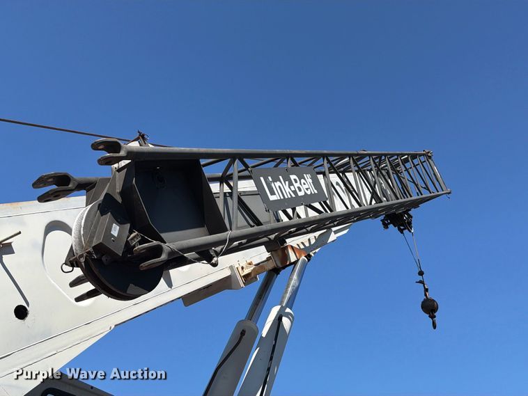 image for item FT6201 Link-Belt RTC-8050 crane