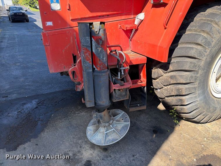 image for item FT6201 Link-Belt RTC-8050 crane