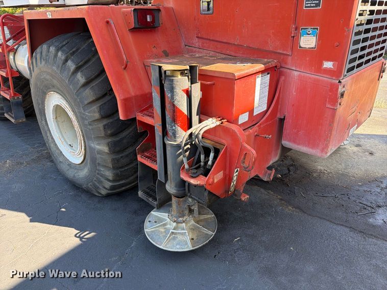 image for item FT6201 Link-Belt RTC-8050 crane