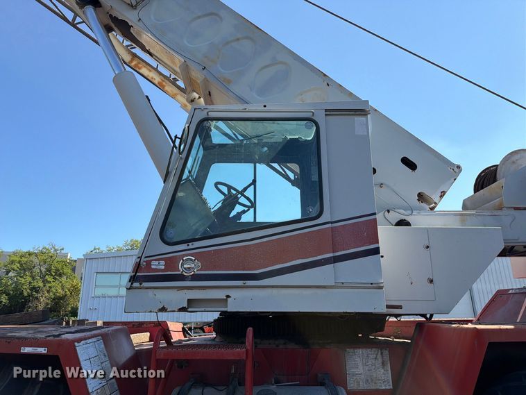 image for item FT6201 Link-Belt RTC-8050 crane