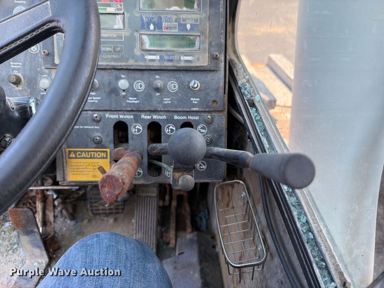 image for item FT6201 Link-Belt RTC-8050 crane