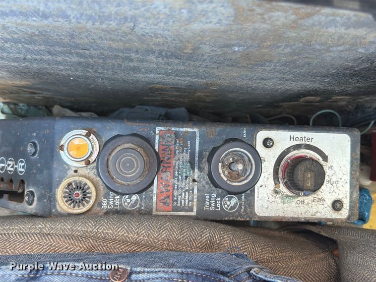 image for item FT6201 Link-Belt RTC-8050 crane