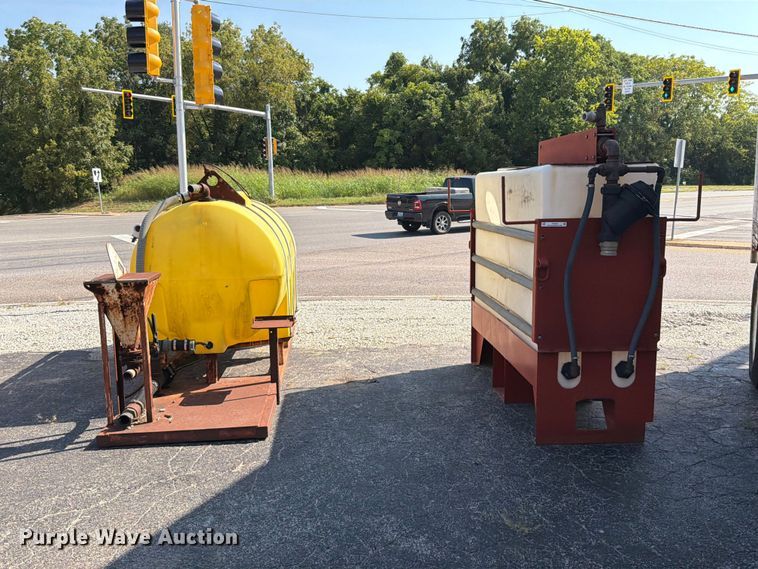 image for item FT6202 (2) mud mixing tanks