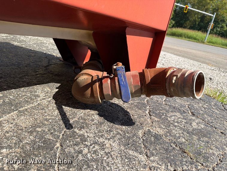 image for item FT6202 (2) mud mixing tanks