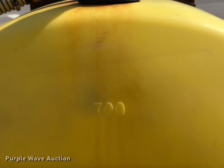 image for item FT6202 (2) mud mixing tanks