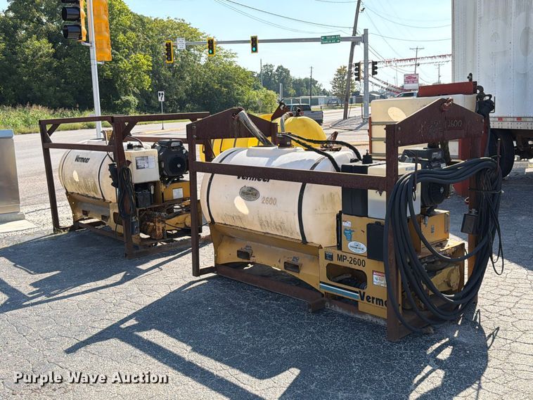 image for item FT6204 (2) Vermeer HP300 mud mixers