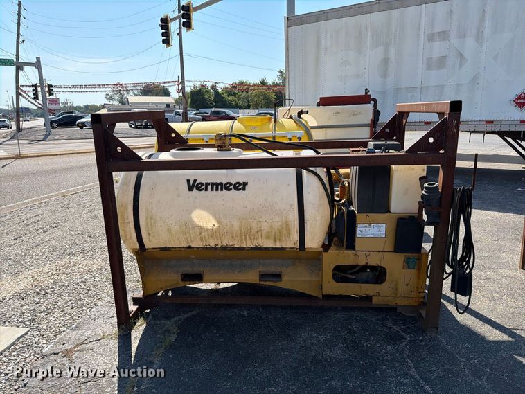 image for item FT6204 (2) Vermeer HP300 mud mixers
