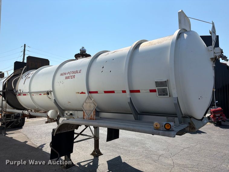 image for item FT6211 1985 Frell Inc. tank trailer