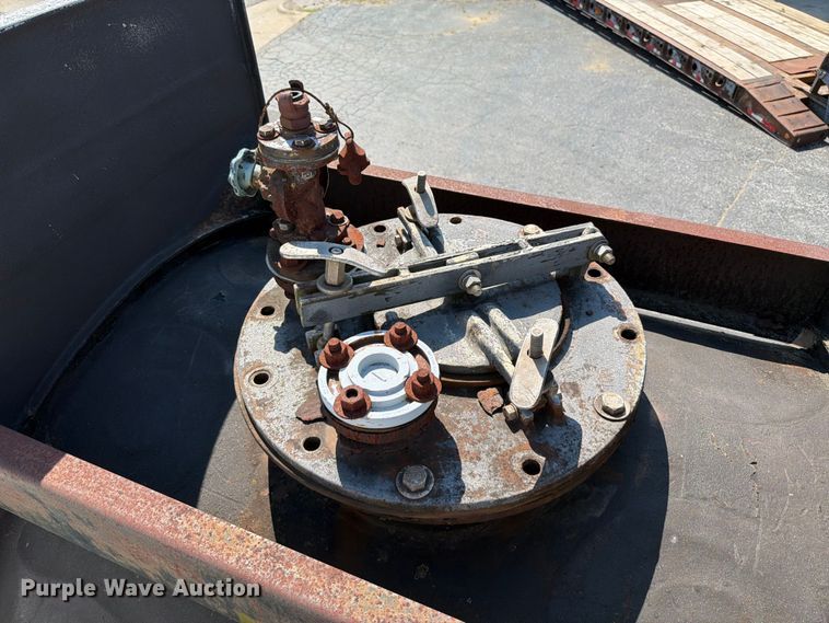 image for item FT6211 1985 Frell Inc. tank trailer
