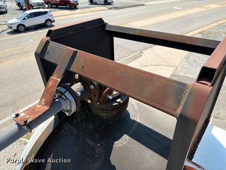 image for item FT6211 1985 Frell Inc. tank trailer