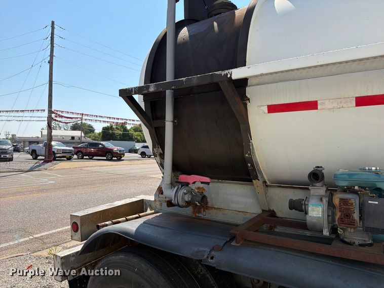 image for item FT6211 1985 Frell Inc. tank trailer