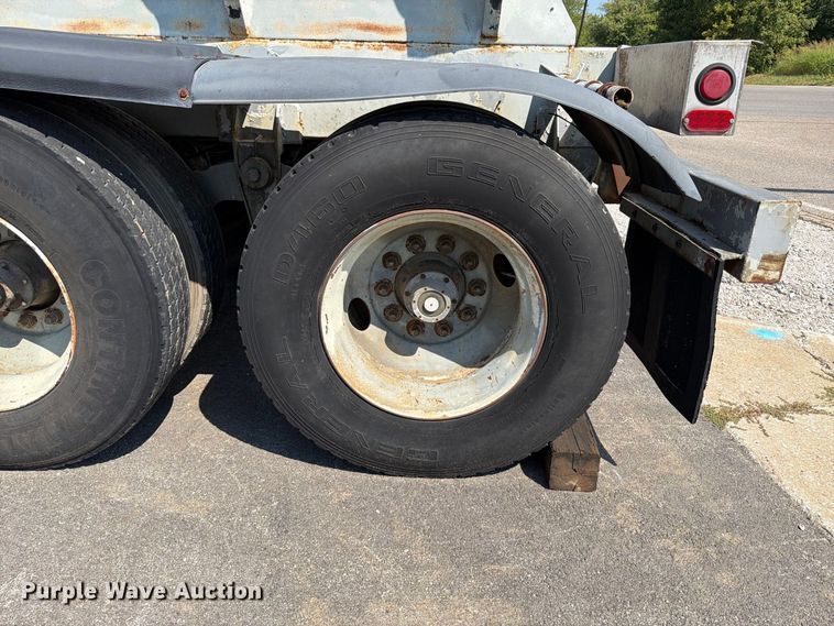 image for item FT6211 1985 Frell Inc. tank trailer