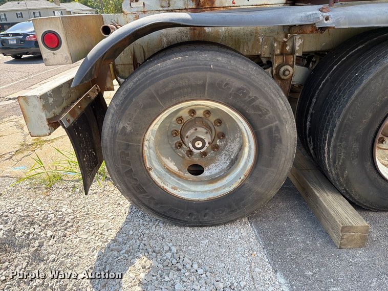 image for item FT6211 1985 Frell Inc. tank trailer