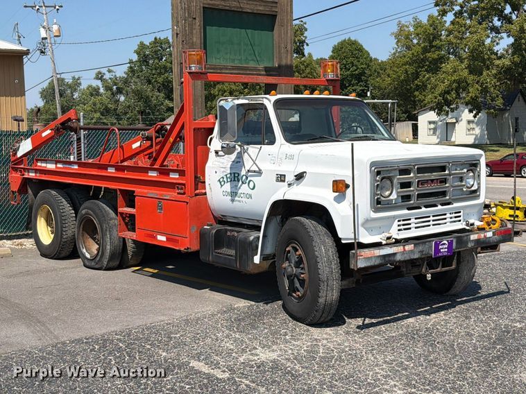 image for item FT6215 1986 Chevrolet C7 reel truck