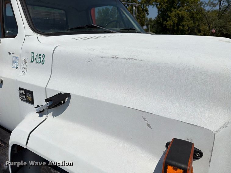 image for item FT6215 1986 Chevrolet C7 reel truck