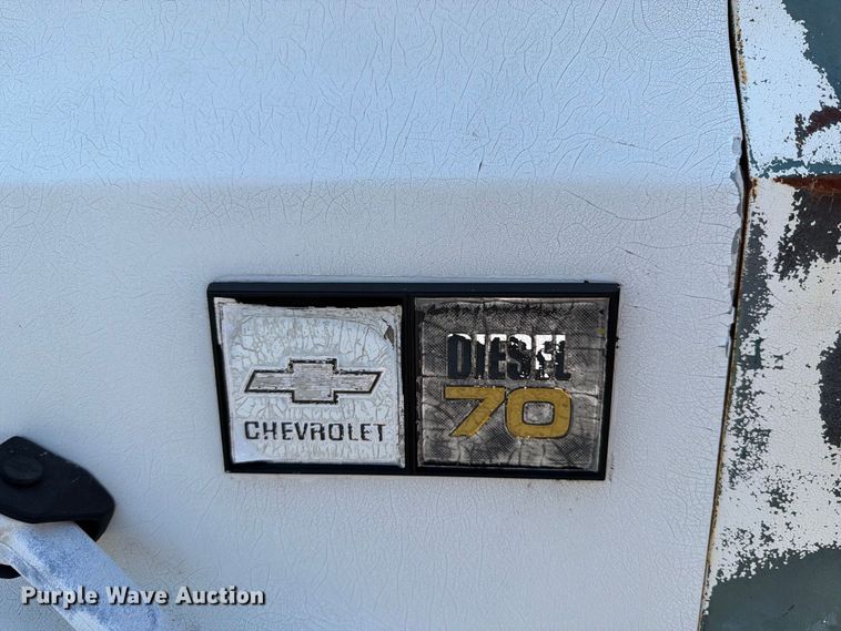 image for item FT6215 1986 Chevrolet C7 reel truck