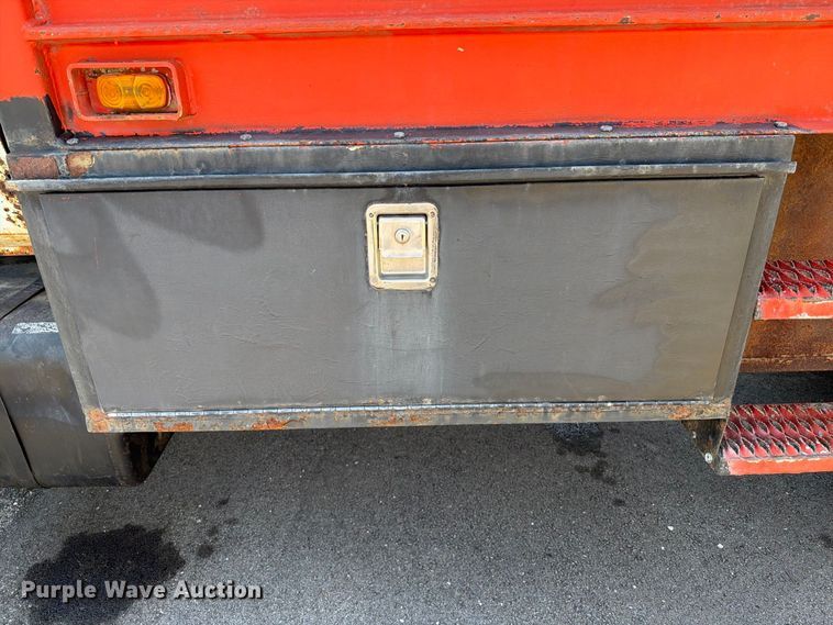 image for item FT6215 1986 Chevrolet C7 reel truck