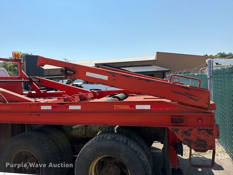 image for item FT6215 1986 Chevrolet C7 reel truck