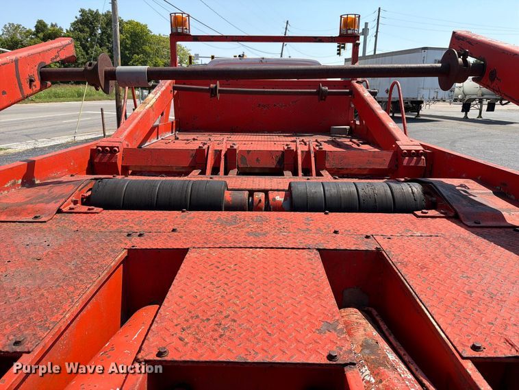 image for item FT6215 1986 Chevrolet C7 reel truck