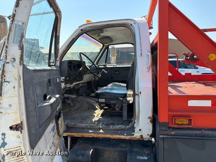 image for item FT6215 1986 Chevrolet C7 reel truck