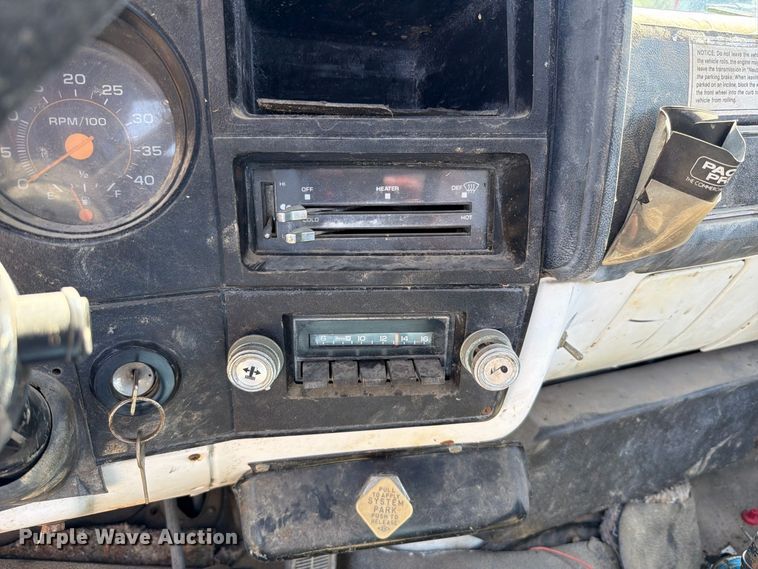 image for item FT6215 1986 Chevrolet C7 reel truck