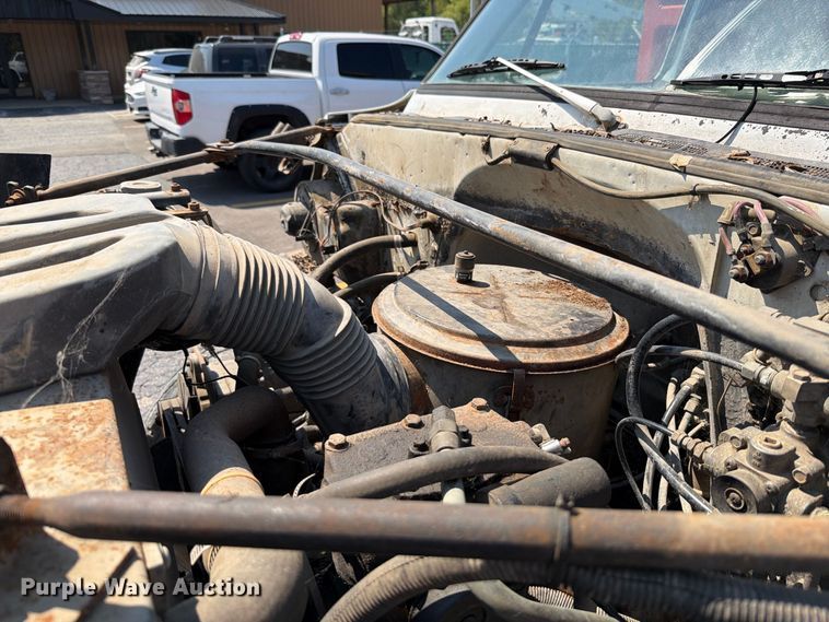 image for item FT6215 1986 Chevrolet C7 reel truck