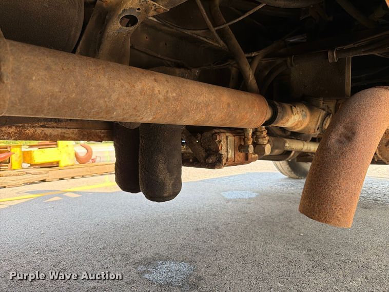 image for item FT6215 1986 Chevrolet C7 reel truck