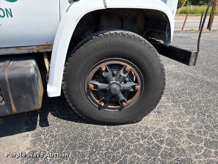 image for item FT6215 1986 Chevrolet C7 reel truck