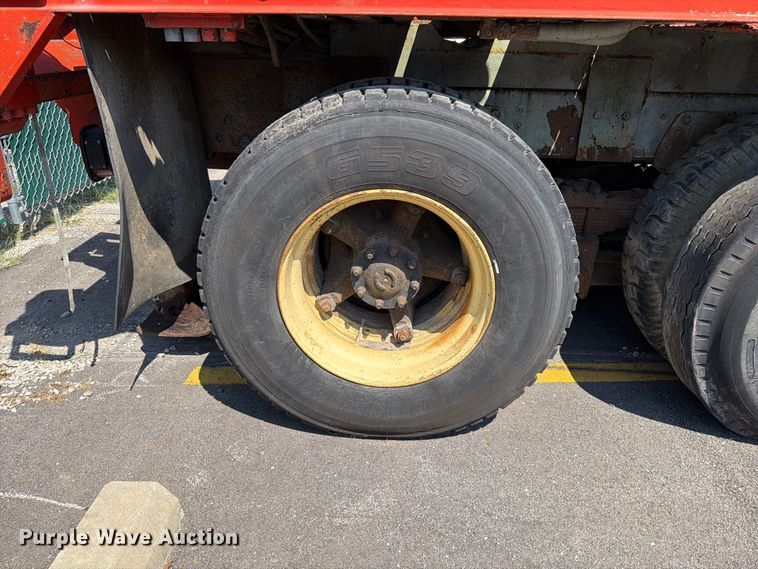 image for item FT6215 1986 Chevrolet C7 reel truck