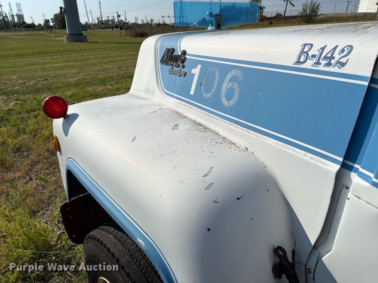 image for item FT6216 1989 Mack R690ST dump truck