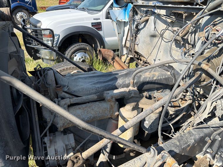 image for item FT6216 1989 Mack R690ST dump truck