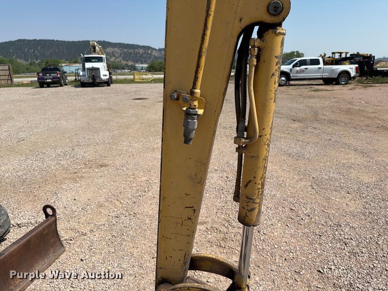 image for item FT6673 2008 Komatsu PC35MR-2 mini excavator