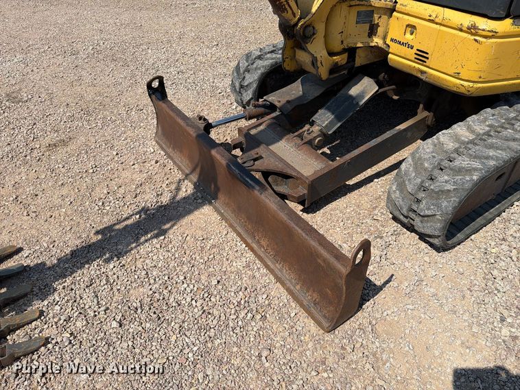 image for item FT6673 2008 Komatsu PC35MR-2 mini excavator